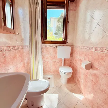 Pino 2 By Interhome Lido di Volano