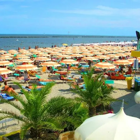 Pino 2 By Interhome Lido di Volano